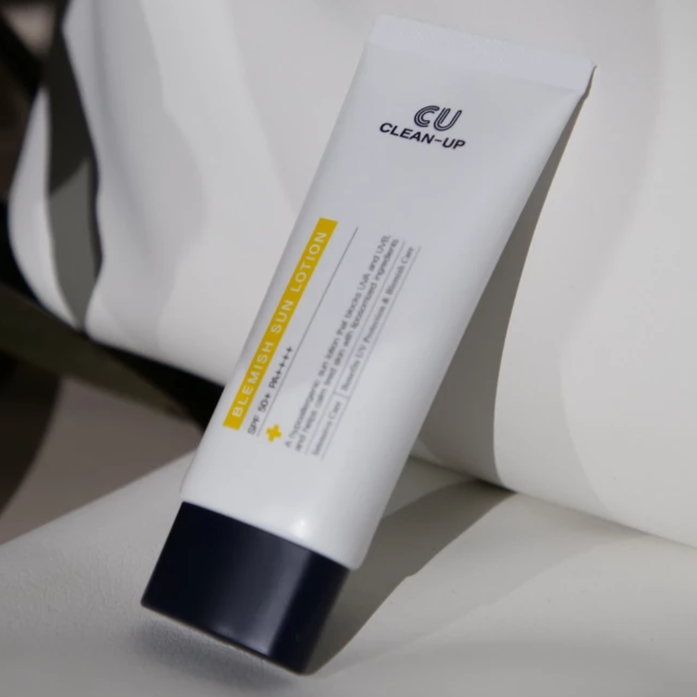 CU SKIN Clean-Up Blemish Sun Lotion SPF 50+ PA++++ 60ml - Сонцезахисний лосьйон з ліпосомами на стабільних фільтрах - фото №4 CU SKIN Clean-Up Blemish Sun Lotion SPF 50+ PA++++ 60ml - Сонцезахисний лосьйон з ліпосомами на стабільних фільтрах - фото №4